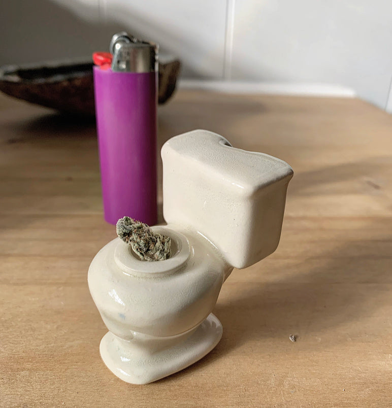 One shitter pipe